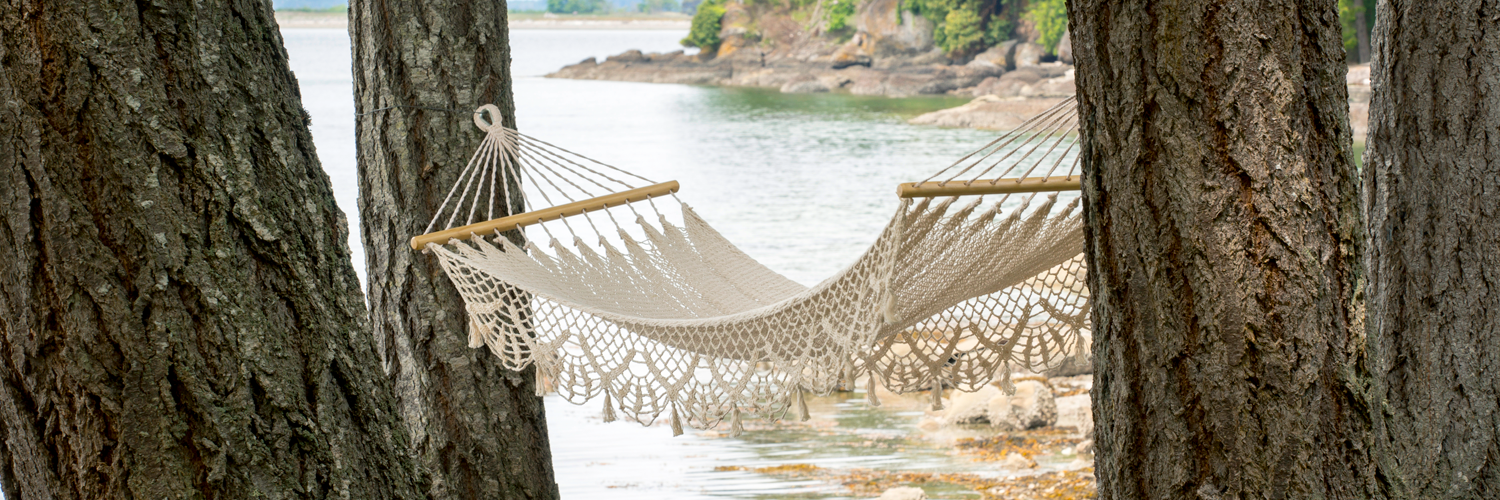 WOVEN COTTON HAMMOCK-ORDER WILL BE SHIPPED DIRECT TO YOU, ANYWHERE IN CANADA!!