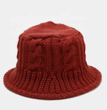 Load image into Gallery viewer, CABLE KNIT BUCKET HAT
