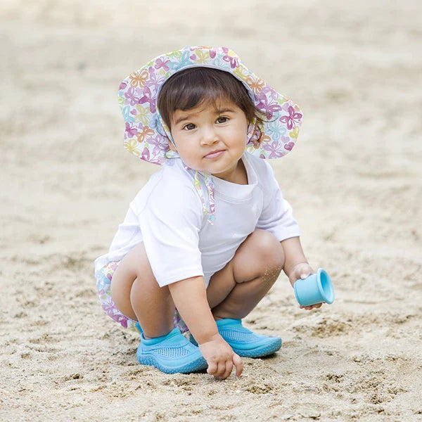 WATER SHOES IN AQUA