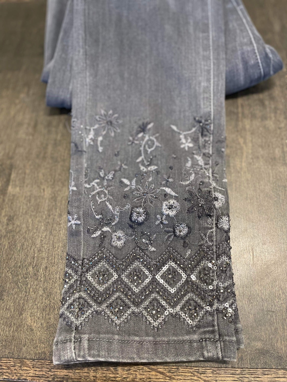 EMBROIDERED BOTTOM PANT C5297R-551A