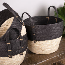 Load image into Gallery viewer, BLACK/NATURAL STRAW BASKET S/3
