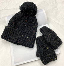 Load image into Gallery viewer, BEANIE GLOVE SET
