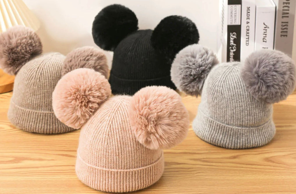 DOUBLE POM POM HAT 467