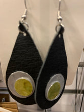 Load image into Gallery viewer, Jewellery by Kim's Lakeside Kreations--Earings
