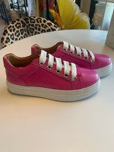 Load image into Gallery viewer, TYCHE LEATHER SHOES
