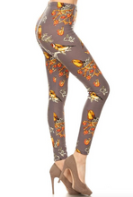 Load image into Gallery viewer, SUMMERS FOREST- REGULAR BAND LEGGING FLIRTY AND FEMME
