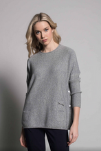 Load image into Gallery viewer, PICADILLY CANADA "OFF WHITE" SWEATER QK127
