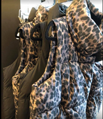 Load image into Gallery viewer, VEGAN DOWN LONG VEST -leopard
