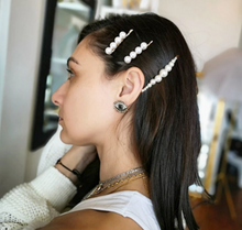 Load image into Gallery viewer, ATELIER SYP 18K EYES ON YOU EARRINGS
