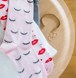Load image into Gallery viewer, FRIDAY SOCKS - WOMENS LIPS AND WINKS
