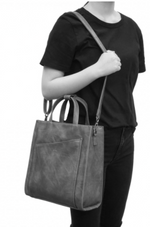 Load image into Gallery viewer, CALI CONVERTIBLE TOTE BLACK
