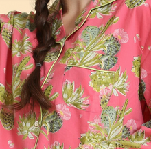 Load image into Gallery viewer, MAHOGANY CACUTS NIGHTSHIRT N76N

