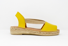 Load image into Gallery viewer, TONI PONS ETNA SHOE SPAIN
