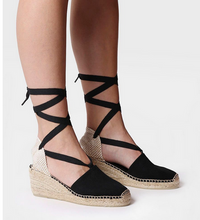 Load image into Gallery viewer, TONI PONS VALENCIA SHOE
