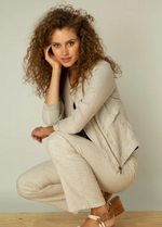 Load image into Gallery viewer, INESSA SHORT JACKET WITH ZIP FRONT
