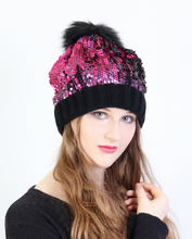 Load image into Gallery viewer, SEQUIN SCALE COLOR CHANGING HAT WITH POMPOM HAT1081
