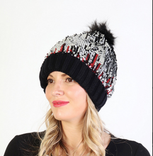 Load image into Gallery viewer, SEQUIN SCALE COLOR CHANGING HAT WITH POMPOM HAT1081

