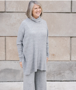 Load image into Gallery viewer, CALVIINE PULLOVER 864
