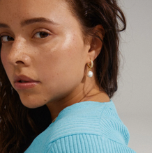 Load image into Gallery viewer, EDELE PEARL EARRINGS
