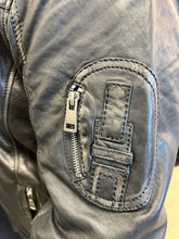 Load image into Gallery viewer, LEATHER BOMBER JACKET 40524
