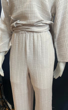Load image into Gallery viewer, EASY CROP PANT H76861
