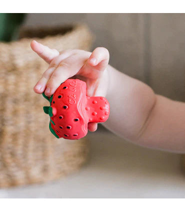 THE STRAWBERRY TEETHER